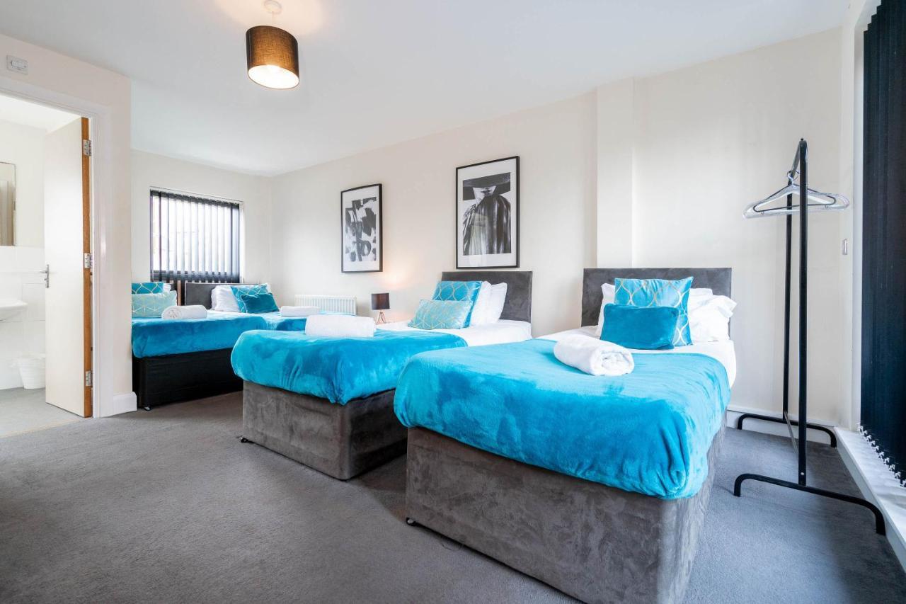 City Centre Townhouse - 3 Bedrooms - Garage - Parking - Top Rated Μπέρμιγχαμ Εξωτερικό φωτογραφία