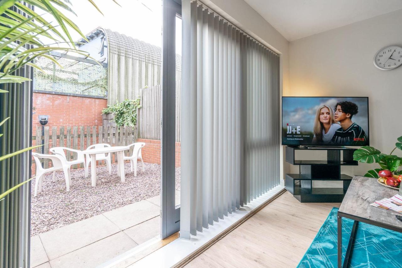 City Centre Townhouse - 3 Bedrooms - Garage - Parking - Top Rated Μπέρμιγχαμ Εξωτερικό φωτογραφία