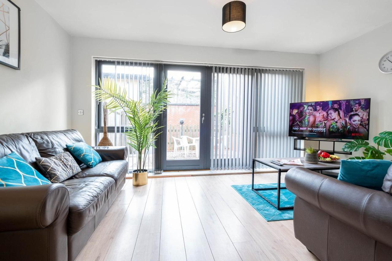 City Centre Townhouse - 3 Bedrooms - Garage - Parking - Top Rated Μπέρμιγχαμ Εξωτερικό φωτογραφία